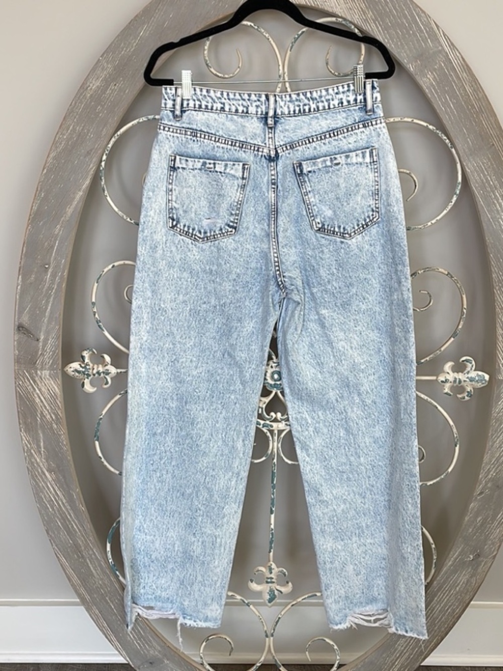 SHEIN Light Wash Straight Leg Jeans